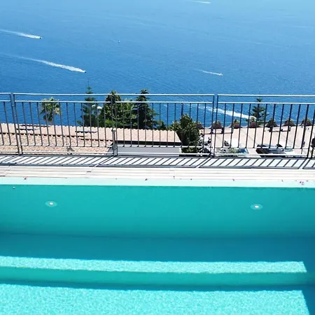 Residenza San Luca Villa