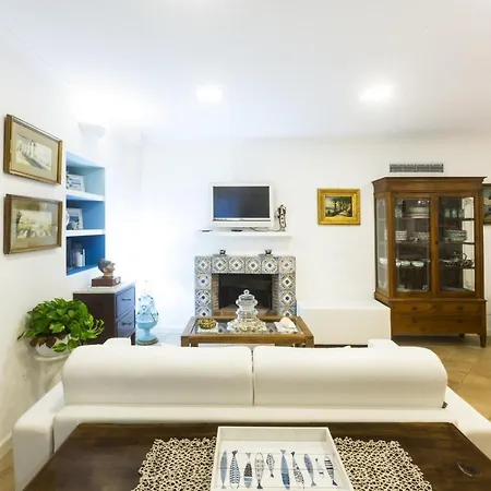 Sleeps 5 Pool Villa